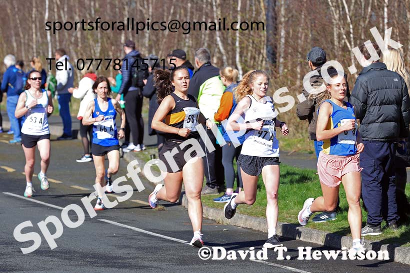 Senior womens 2024 Elswick Harriers Good Friday Relays, Newburn, Newcastle Upon Tyne  Photo: David T. Hewitson/Sports for All Pics